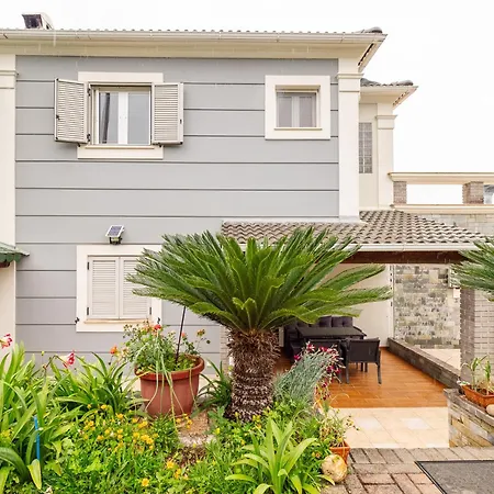 Nirvana - Sea View Maisonette In Roda, Offering Tranquility And Comfort On The Enchanting Northern Coast Of Corfu Vakantiehuis Litheres