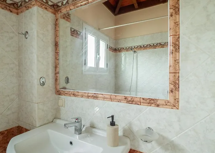 Nirvana - Sea View Maisonette In Roda, Offering Tranquility And Comfort On The Enchanting Northern Coast Of Corfu 度假居 *