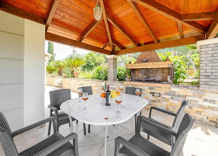 Nirvana - Sea View Maisonette In Roda, Offering Tranquility And Comfort On The Enchanting Northern Coast Of Corfu Litheres
