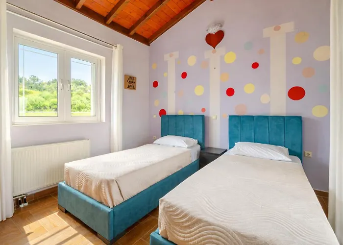 Nirvana - Sea View Maisonette In Roda, Offering Tranquility And Comfort On The Enchanting Northern Coast Of Corfu 度假居 Litheres