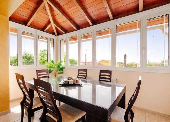 Nirvana - Sea View Maisonette In Roda, Offering Tranquility And Comfort On The Enchanting Northern Coast Of Corfu 度假居 Litheres