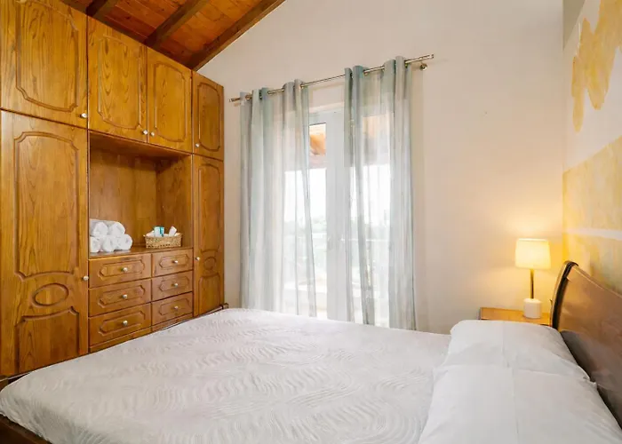 度假居 Nirvana - Sea View Maisonette In Roda, Offering Tranquility And Comfort On The Enchanting Northern Coast Of Corfu Litheres