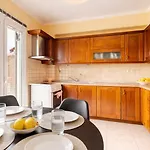 Case de vacanță Nirvana - Sea View Maisonette In Roda, Offering Tranquility And Comfort On The Enchanting Northern Coast Of Corfu *