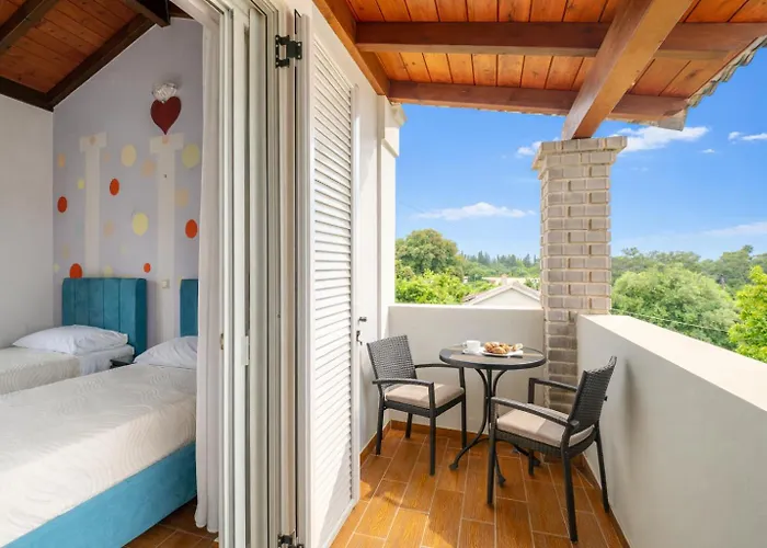 Nirvana - Sea View Maisonette In Roda, Offering Tranquility And Comfort On The Enchanting Northern Coast Of Corfu Semesterbostad *