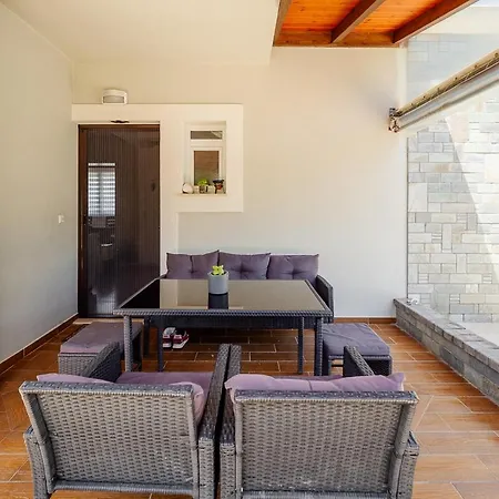 Nirvana - Sea View Maisonette In Roda, Offering Tranquility And Comfort On The Enchanting Northern Coast Of Corfu