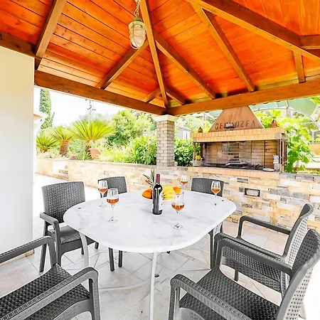 בית נופש Nirvana - Sea View Maisonette In Roda, Offering Tranquility And Comfort On The Enchanting Northern Coast Of Corfu